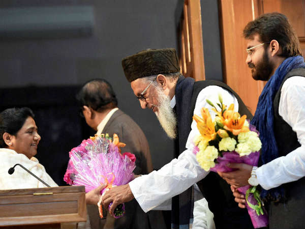 पूर्वांचल की 20 सीटों पर नजर