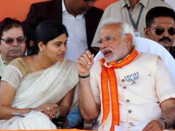 अनुप्रिया पटेल को पार्टी से ​ही निकालने का फरमान