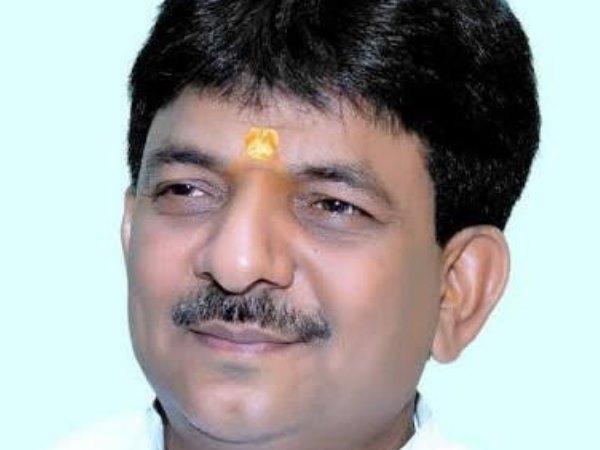 मुजफ्फरनगर: भाजपा विधायक और प्रत्याशी कपिल देव अग्रवाल पर आचार संहिता उल्लंघन का केस मुजफ्फरनगर: भाजपा विधायक और प्रत्याशी कपिल देव अग्रवाल पर आचार संहिता उल्लंघन का केस