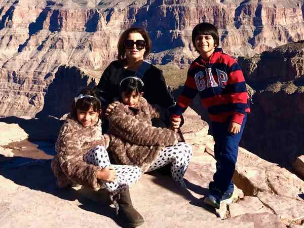 फराह खान के पति शिरिश कुंदर से पूछा तु्म्हारे बच्चों का धर्म क्या है? फराह खान के पति शिरिश कुंदर से पूछा तु्म्हारे बच्चों का धर्म क्या है?