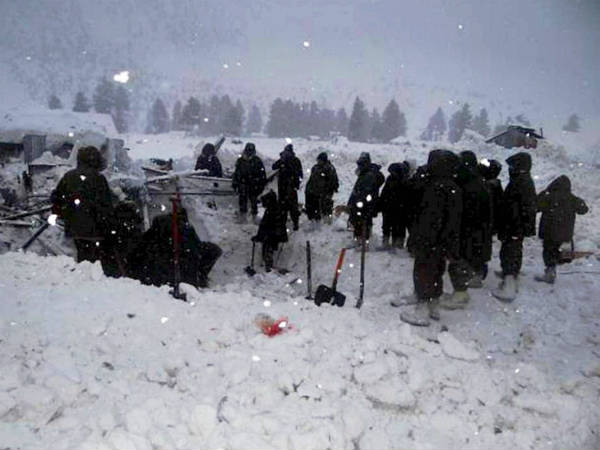 indian-army-soldiers-avalanche-इंडियन-आर्मी-सैनिक-शहीद-श्रीनगरjpg indian-army-soldiers-avalanche-इंडियन-आर्मी-सैनिक-शहीद-श्रीनगरjpg