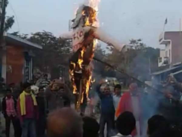 इलाहाबाद: दलबदलुओं को टिकट पर बवाली हुए भाजपाई, केशव के खिलाफ हल्ला बोल