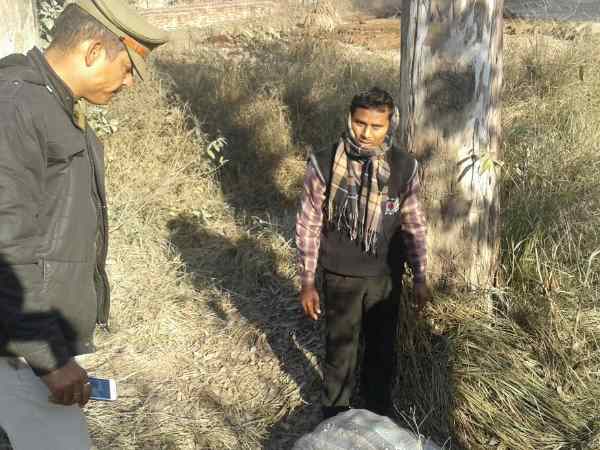 बोरों में भूसे की तरह भरे मिले 5 करोड़ रुपए के कतरे हुए नोट