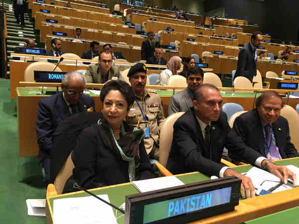 pakistan-dossier-againts-india.jpg pakistan-dossier-againts-india.jpg