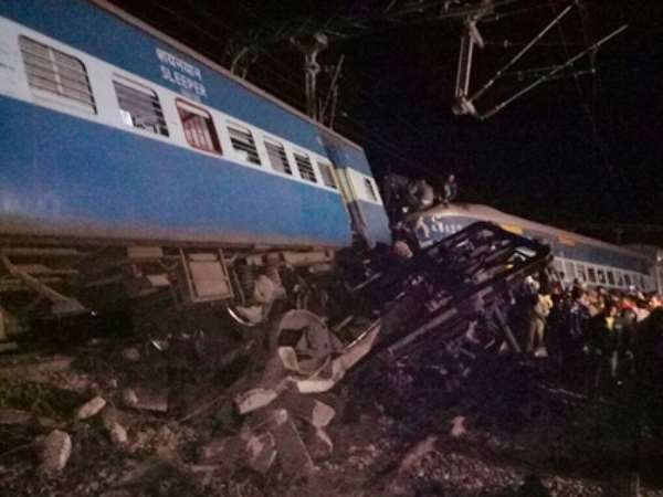 बिहार: ट्रेन हादसे में एक ही परिवार के 9 लोगों की मौत, गांव में पसरा मातम, सीएम नीतीश भी दुखी