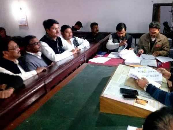 ददरौल विधानसभा सीट से बसपा प्रत्याशी रिजवान अली ने भरा पर्चा ददरौल विधानसभा सीट से बसपा प्रत्याशी रिजवान अली ने भरा पर्चा