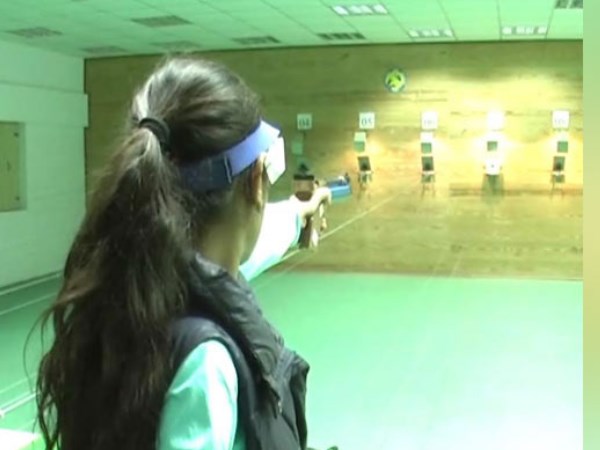 आगरा: गरीबी, एक हाथ न रहने के बावजूद सोनिया ने हासिल किया बड़ा मुकाम