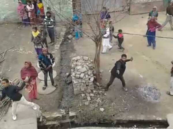 बरेली: अखिलेश को मिली साइकिल तो एक परिवार पर टूटा सपा नेता का कहर बरेली: अखिलेश को मिली साइकिल तो एक परिवार पर टूटा सपा नेता का कहर