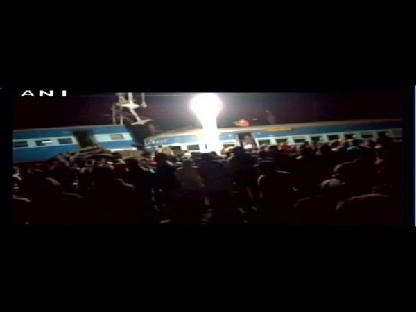 Jagdalpur-Bhubaneswar Hirakhand Express derails; 23 reported dead