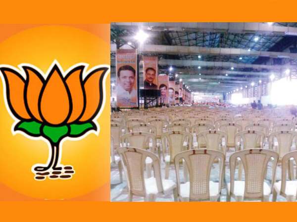 सम्मेलन में खाली कुर्सियां पहले ही दिखा चुकी हैं बगावत का असर सम्मेलन में खाली कुर्सियां पहले ही दिखा चुकी हैं बगावत का असर