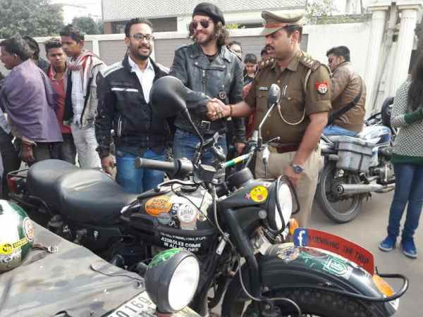 भारत में कैसे मिली मदद 