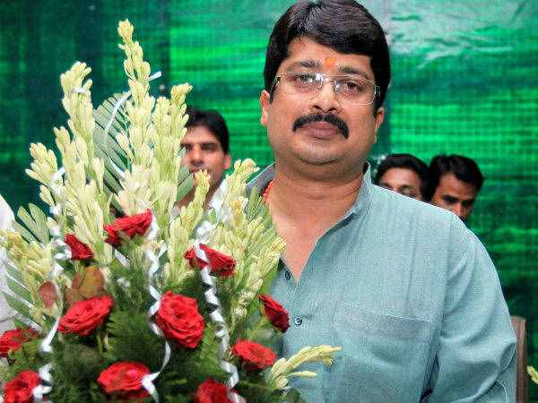 मायावती के अलावा हर सरकार में बने मंत्री