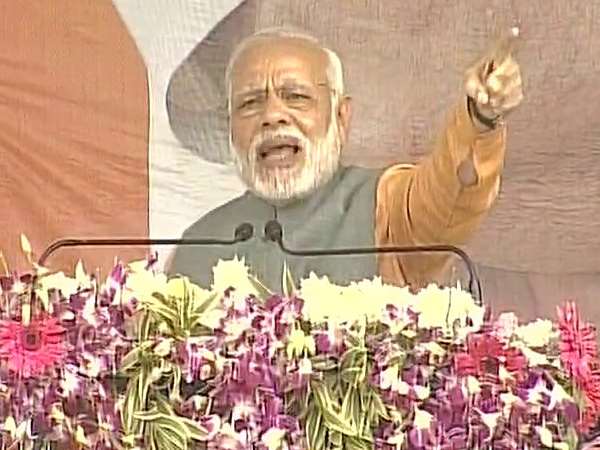 मोदी के सहारे बीजेपी