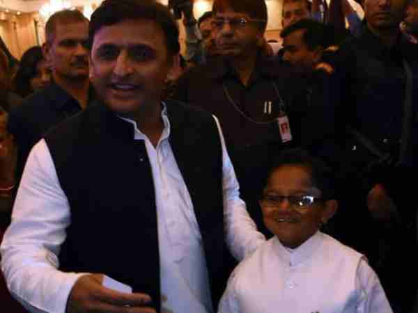 इनकी बातें जीत लेती है जनता का दिल इनकी बातें जीत लेती है जनता का दिल