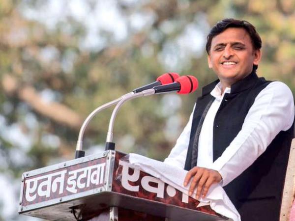 कांग्रेस के उम्‍मीदवारों ने की अखिलेश की मांग