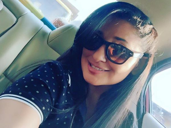 एक्ट्रेस के साथ तीन और लोग गिरफ्तार