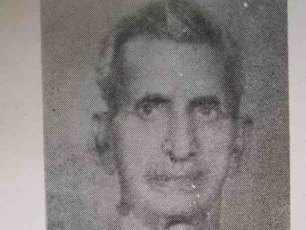 काबिल लोगों को लगवाते थे नौकरी काबिल लोगों को लगवाते थे नौकरी