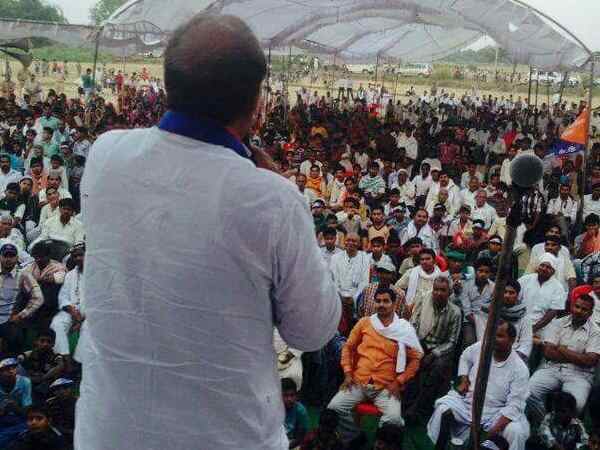 संभल की राजनीति में डीपी का सफर 1996 में शुरू हुआ संभल की राजनीति में डीपी का सफर 1996 में शुरू हुआ