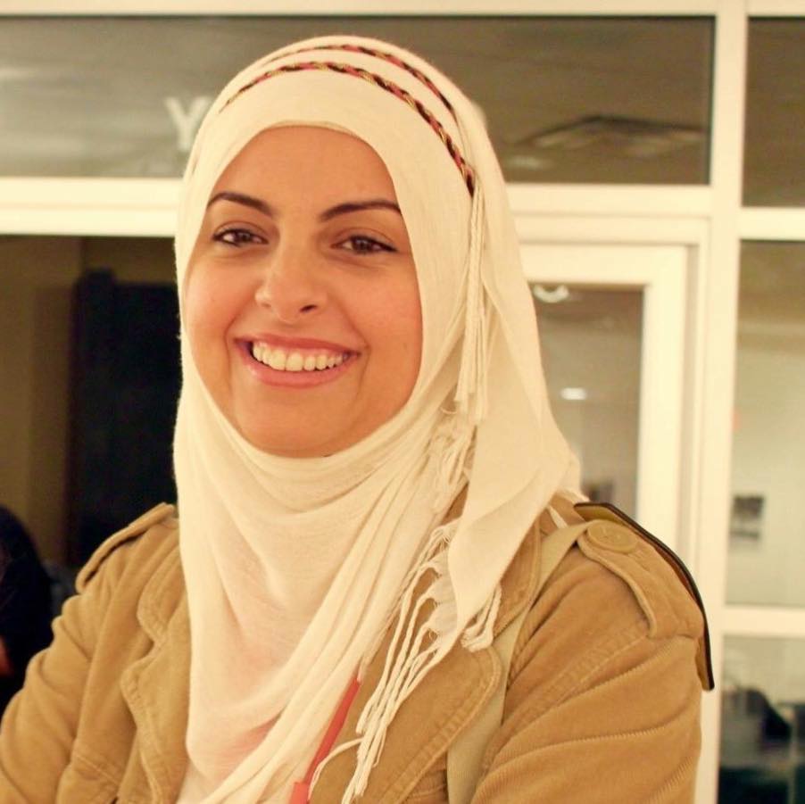 अमेरिका में मुस्लिम महिला के साथ हुआ गलत हरकत, सामने आया वीडियो अमेरिका में मुस्लिम महिला के साथ हुआ गलत हरकत, सामने आया वीडियो