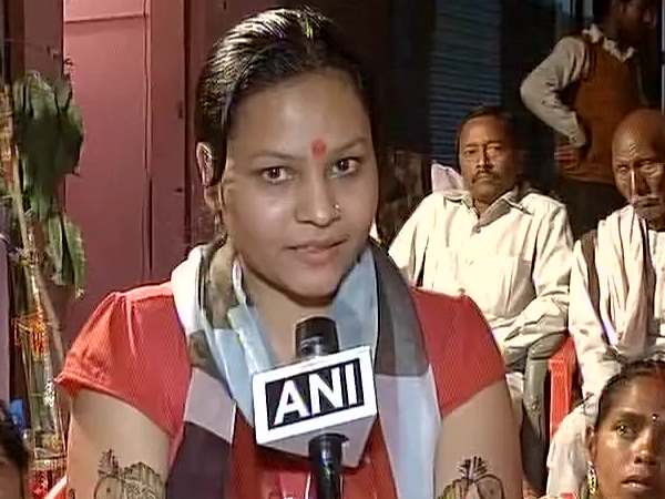 दुल्हन का नाम है मनीषा