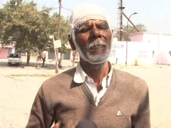 मोदी समर्थक रामप्रसाद से मारपीट