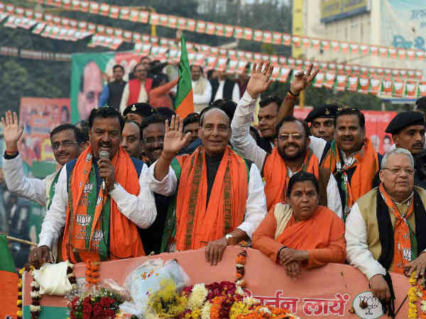 ग्रामीणों को नहीं पता मार्क्स और लेनिन के बारे में ग्रामीणों को नहीं पता मार्क्स और लेनिन के बारे में