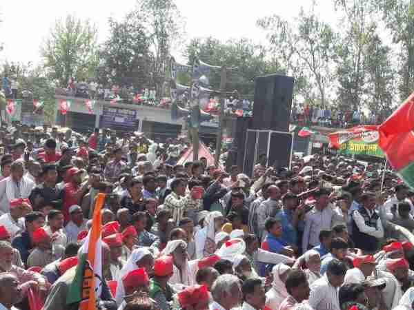 नोटबंदी ने उजाड़ा कई घरों को