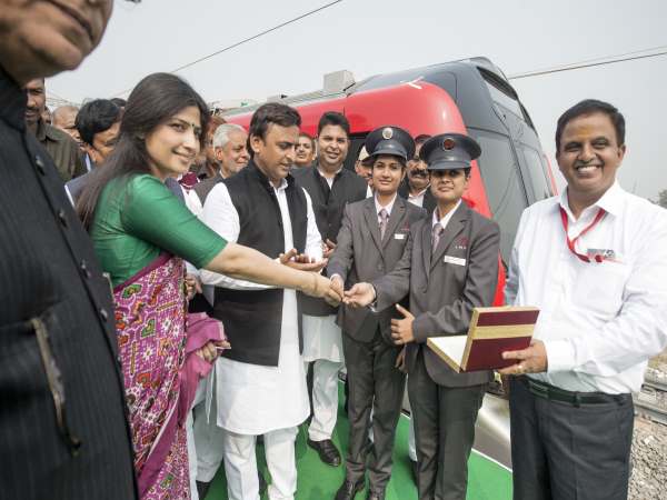 क्या मिलेगा मेट्रो में सफर का मौका