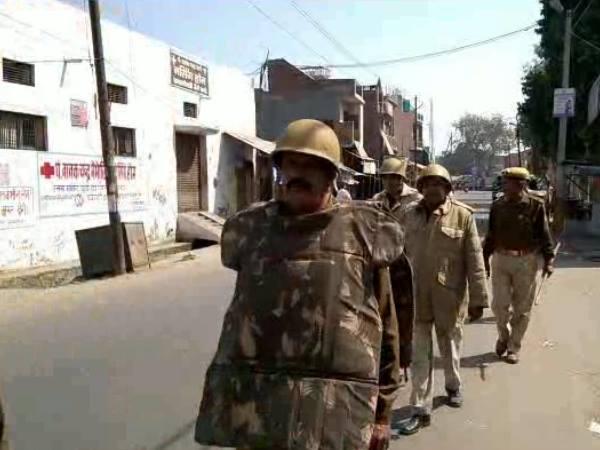 अधिकारियों ने डाला डेरा