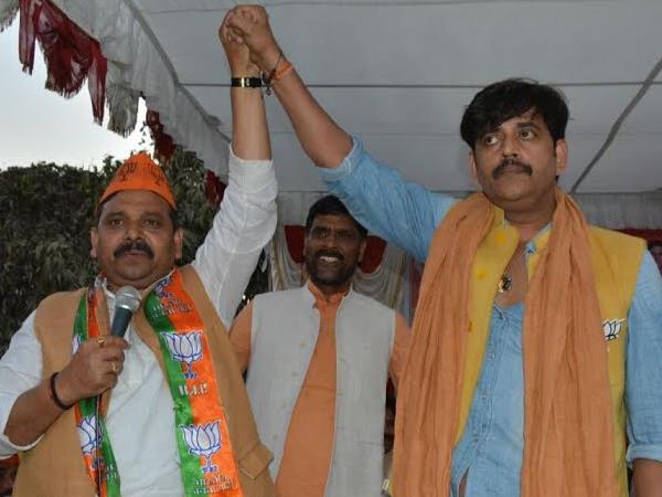 बीजेपी उम्मीदवार के लिए किया प्रचार