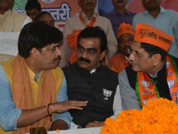 सूबे की सरकार से दिखी नाराजगी 