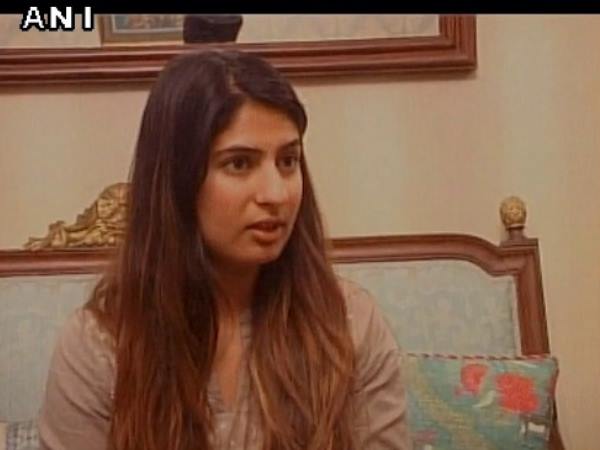 'कोई भी कानून से नहीं खेल सकता'