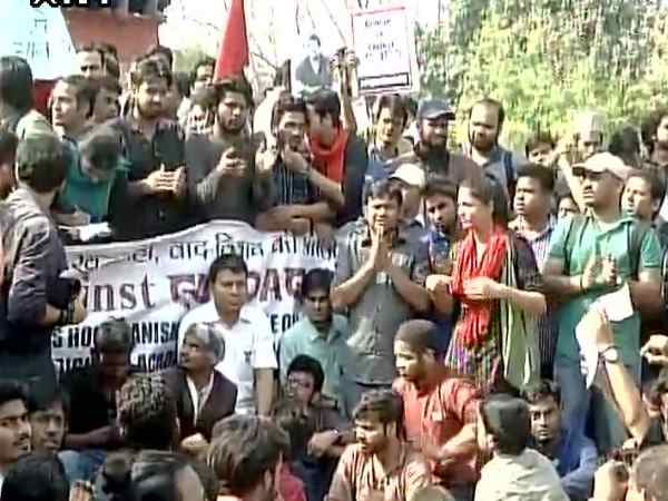 वामपंथी संगठन क्यों कर रहे विरोध मार्च?