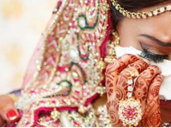 महाराष्ट्र शिक्षा बोर्ड का समाजशास्त्र, दहेज प्रथा की वजह 'बदसूरत लड़कियां' महाराष्ट्र शिक्षा बोर्ड का समाजशास्त्र, दहेज प्रथा की वजह 'बदसूरत लड़कियां'