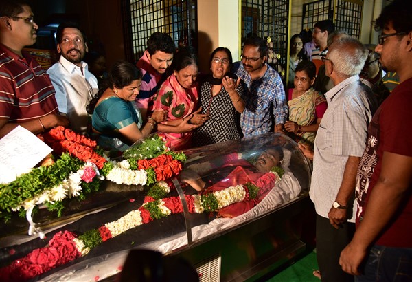 अमेरिका में मारे गए भारतीय इंजीनियर का शव पहुंचा हैदराबाद