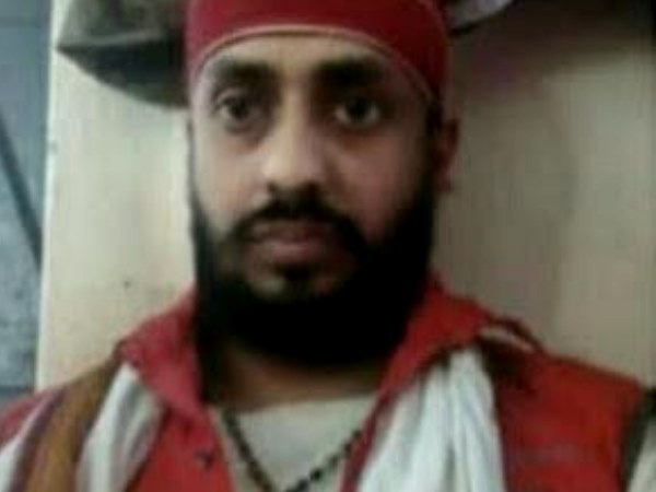 दरभंगा जेल से कुख्यात अपराधी सेल्फी लेकर कर रहा फेसबुक अपडेट