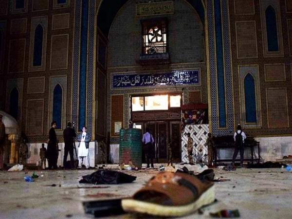 शहबाज कलंदर दरगाह पर आतंकी हमले के बाद पाकिस्‍तानी की बड़ी कार्रवाई, 25 आतंकवादी मार गिराए