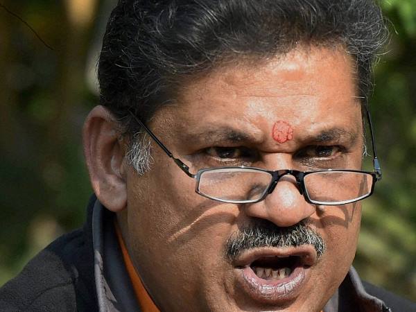 DDCA मानहानि मामले में दिल्ली हाईकोर्ट ने केजरीवाल और भाजपा से निलंबित सांसद आजाद पर ठोंका जुर्माना
