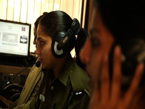 डायल 100 पर कॉल कर महिला पुलिसकर्मियों से कहता था आई लव यू, गिरफ्तार