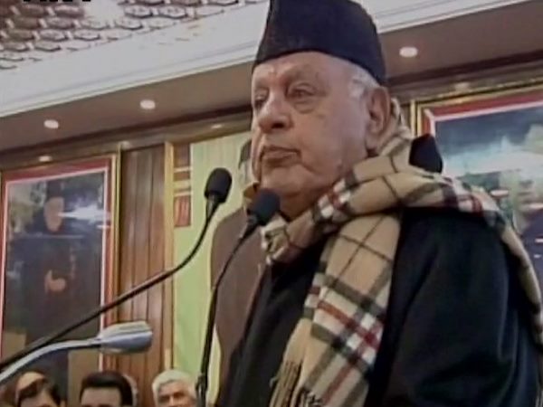 पीएम मोदी को वाजपेयी से सहिष्णुता की सीख लेनी चाहिए पीएम मोदी को वाजपेयी से सहिष्णुता की सीख लेनी चाहिए