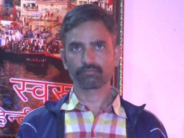 वाराणसी में कूरियर ब्वॉय के पास से डेढ़ करोड़ का सोना पकड़ाया