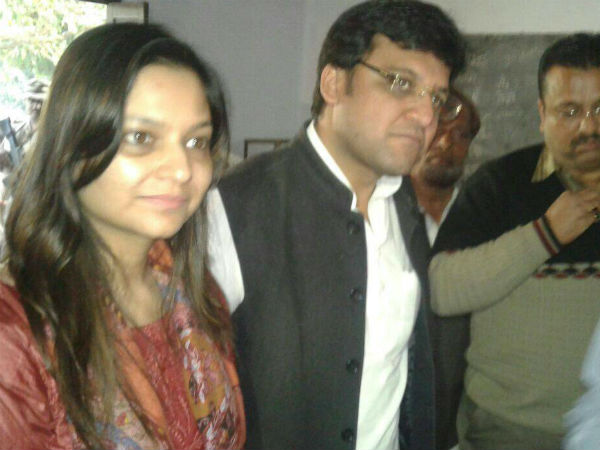 LIVE: सांसद नरेश अग्रवाल के बेटे नितिन अग्रवाल ने डाला वोट