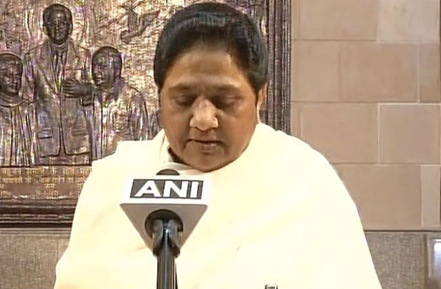 Mayawati said it seemed Amit Shah counted bsp seat in press conference Mayawati said it seemed Amit Shah counted bsp seat in press conference