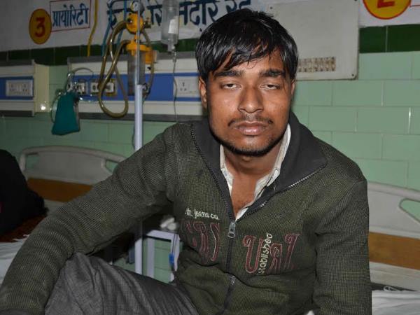 बरेली: मकान हड़पने की खातिर किराएदार महिला ने मकान मालिक समेत 8 लोगों को दिया जहर