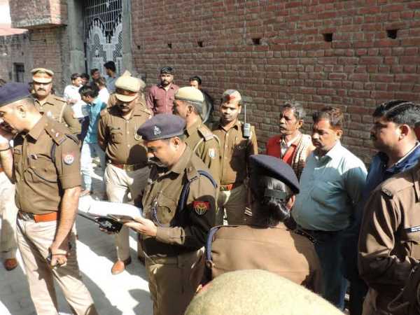 बरेली: मकान हड़पने की खातिर किराएदार महिला ने मकान मालिक समेत 8 लोगों को दिया जहर