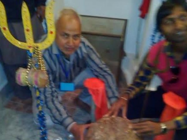 कटासराज मंदिर में श्रद्धालुओं ने किए दर्शन