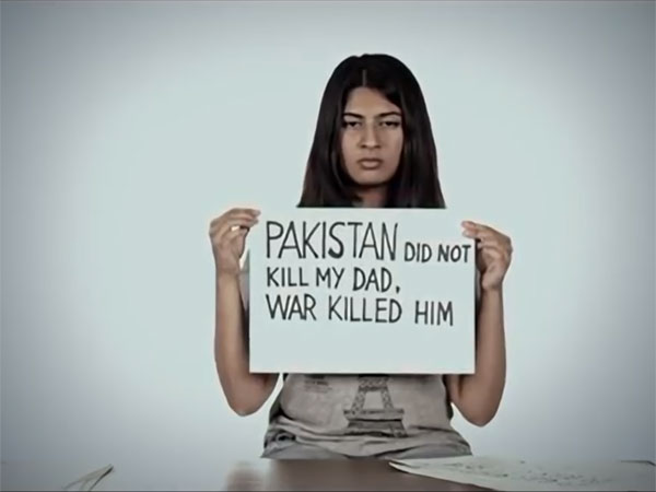 बॉलीवुड से ऐसी प्रतिक्रियाएं 