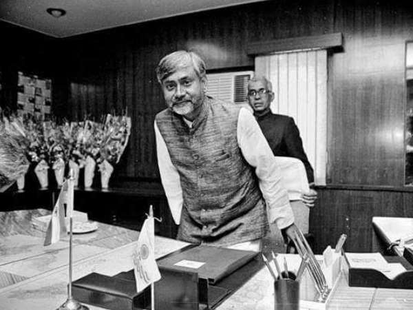 पहले चुनाव में मिली थी हार लेकिन हारे नहीं नीतीश