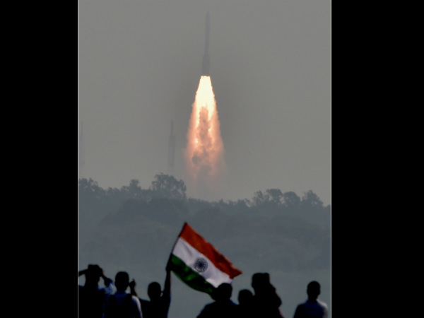 सबसे ज्यादा सैटेलाइट्स अमेरिका के सबसे ज्यादा सैटेलाइट्स अमेरिका के