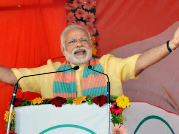 'अंग्रेजी है कमजोर, नहीं गए कभी स्कूल पीएम'